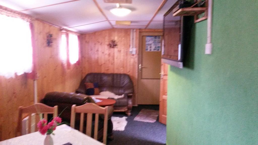 Drevenica Talia Appartement Liptovský Mikuláš Kamer foto