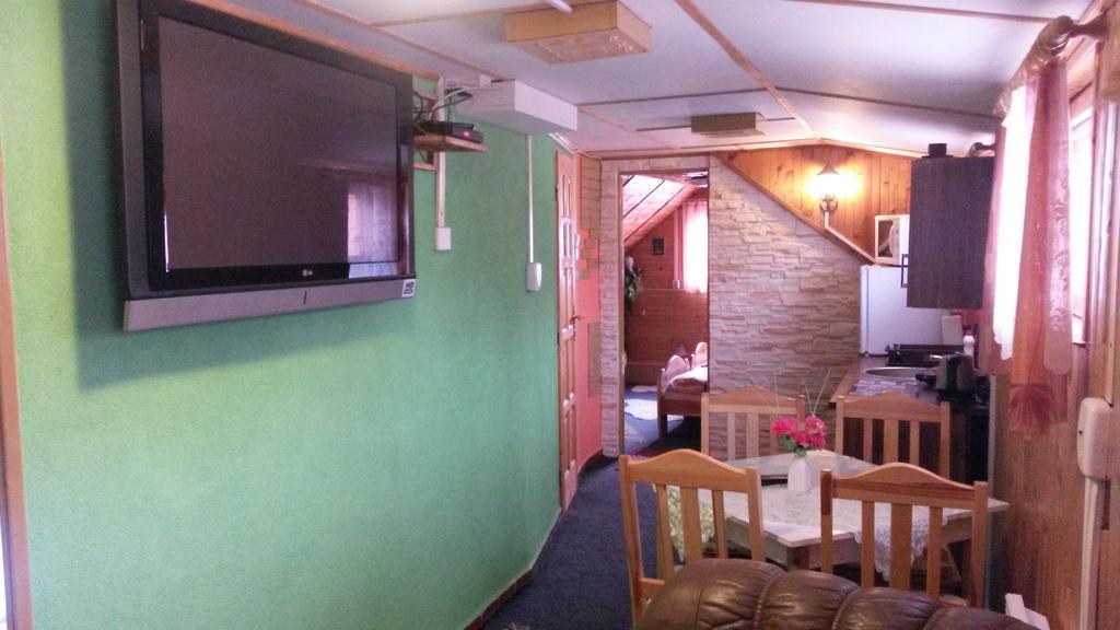 Drevenica Talia Appartement Liptovský Mikuláš Kamer foto